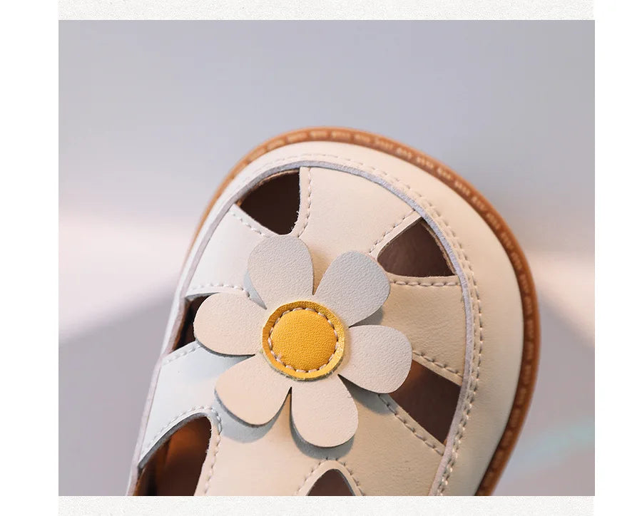 2025 New Summer Kids Sandals For Girls Leather Cuts-out Children Sandals Cute Flower Soft Sole Fashion Toddler Baby Shoes