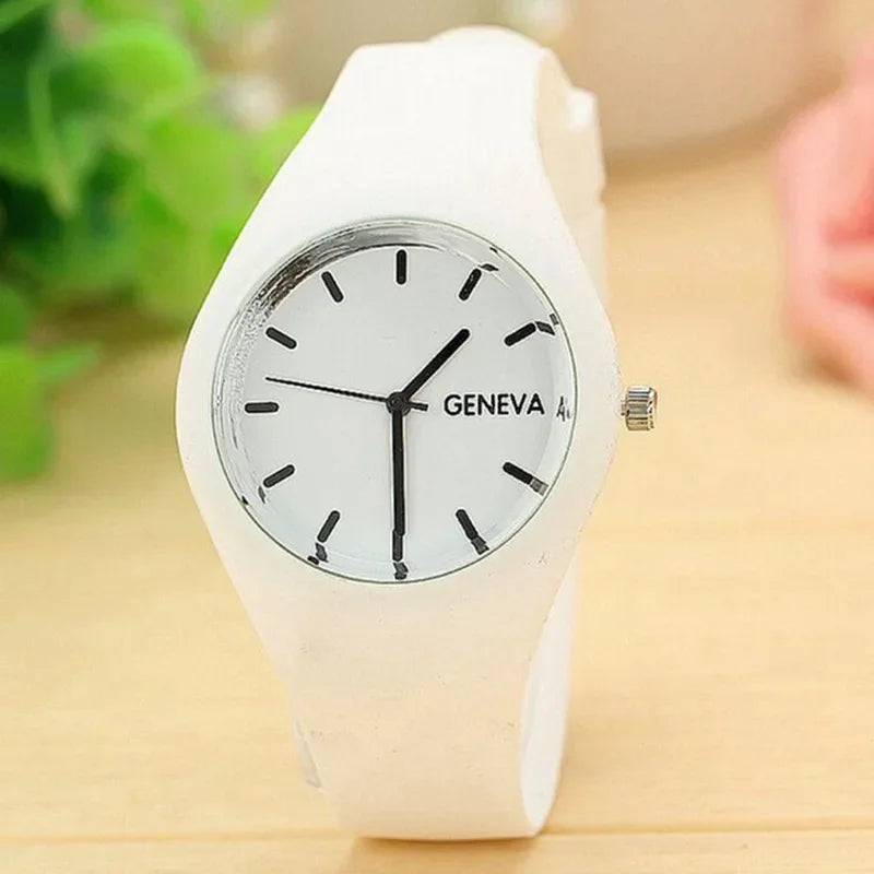 Women's Watches Famous Brand Quartz Watch Women Fashion Casual Sports Silicone Wristwatch Hot Kobiet Zegarka