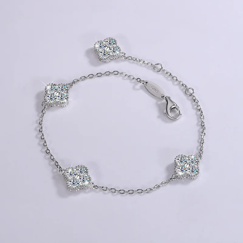 S925 Silver Four Leaf Grass Diamond Bracelet Full D Moissanite Adjustable Chain Wedding Engagement Party Women Birthday Gift