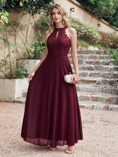 Hot Sale New Elegant Bridesmaid Dress Halter Neck Fishtail with Beaded Motif Layers Over the Bodice Chiffon A Line Women Gown