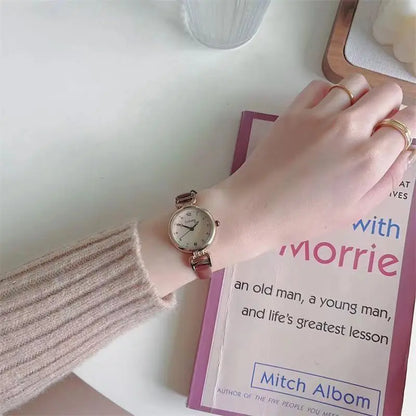 Simple Women's Watches Small Round Ladies Bracelet Watch PU Leather Thin Retro Quartz Wristwatch for Women Girls Gifts