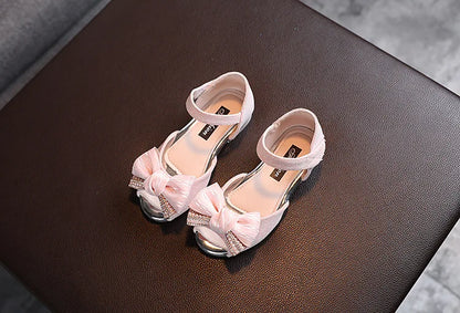2026 New Children Sandals Rhinestone Bow Wedding Princess Girls Sandal Party Dance Baby Student Flats Kids Performance Shoes