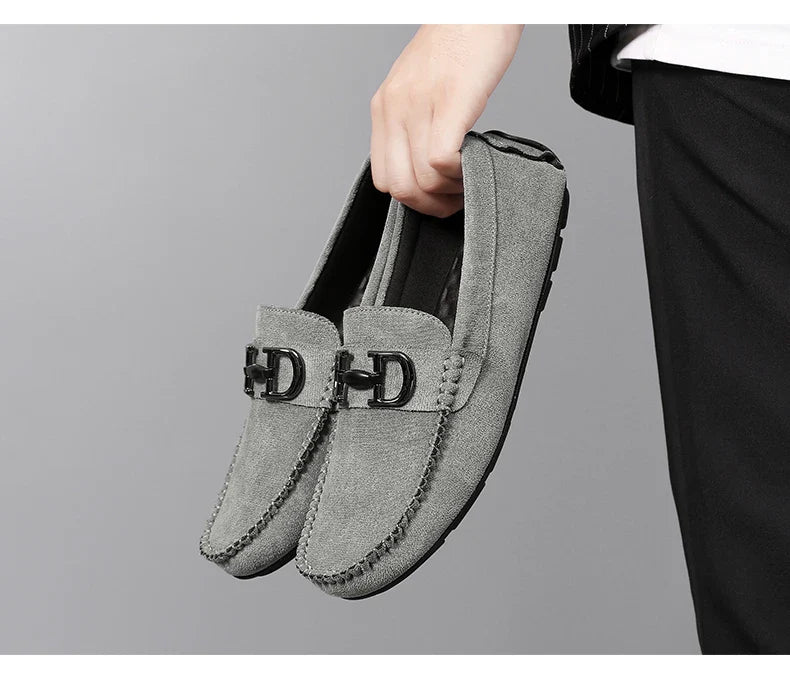 The 2025 new men's soft-soled comfortable casual shoes are versatile Lazy people can wear them on one foot Size 46 size 47
