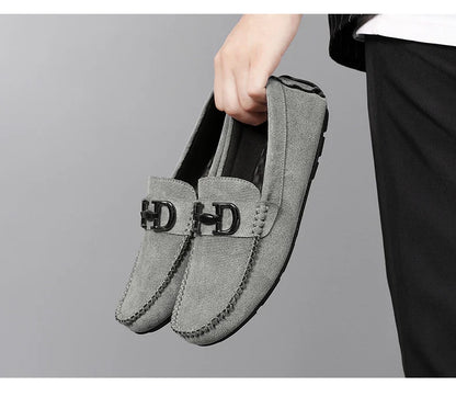 The 2025 new men's soft-soled comfortable casual shoes are versatile Lazy people can wear them on one foot Size 46 size 47