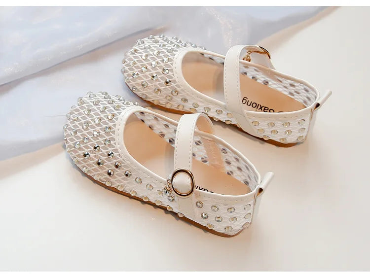 2026Summer Girl's Sandals Crystal Air Mesh Biege Sliver Luxury Kids Flat Shoes Beautiful Party Graceful Anti-skid Childern Shoes