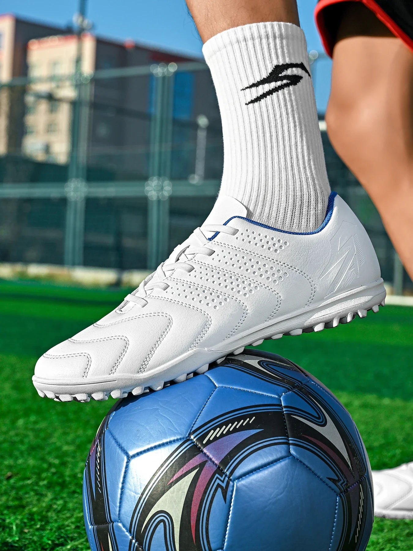 TF Studded Football Shoes for Teenagers and Kids, Unisex, Wear-Resistant, Non-Slip, Comfortable Student Match Football Shoes