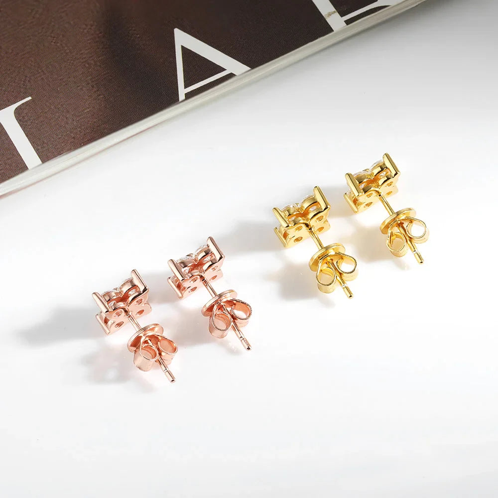 100% 925 Sterling Silver 0.1ct 3mm Moissanite Stud Earrings For Women 18K Gold Plated Sparkling Wedding Party Fine Jewelry