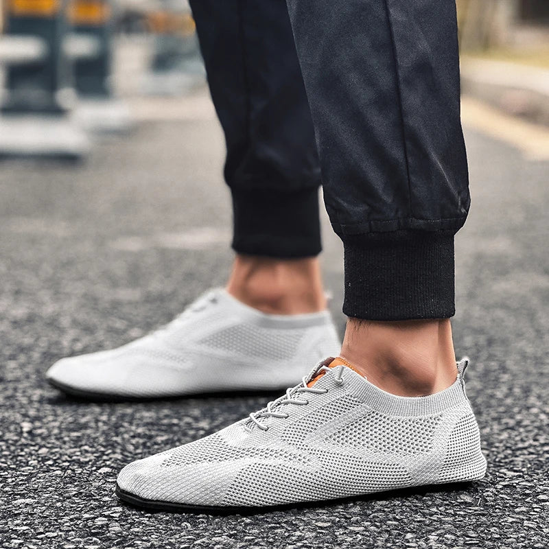Sapatos Masculinos de Verão em Malha, Sapatilhas Planas para Uso Exterior, Sapatos de Caminhada de Alta Qualidade, Confortáveis, com Cadarço, Respiráveis, Antiderrapantes, Casuais