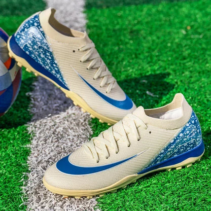 New Men Football Boots Professional Boys Soccer Shoes Ankle Sports Shoes Non-Slip TF/FG Match Sneakers Unisex Comfortable