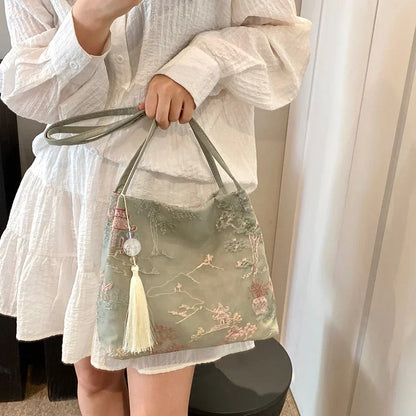 Hot Selling Chinese Style Embroidered Fashionable Women's Shoulder Bag 2026 Summer New Trend Large Capacity Handbag