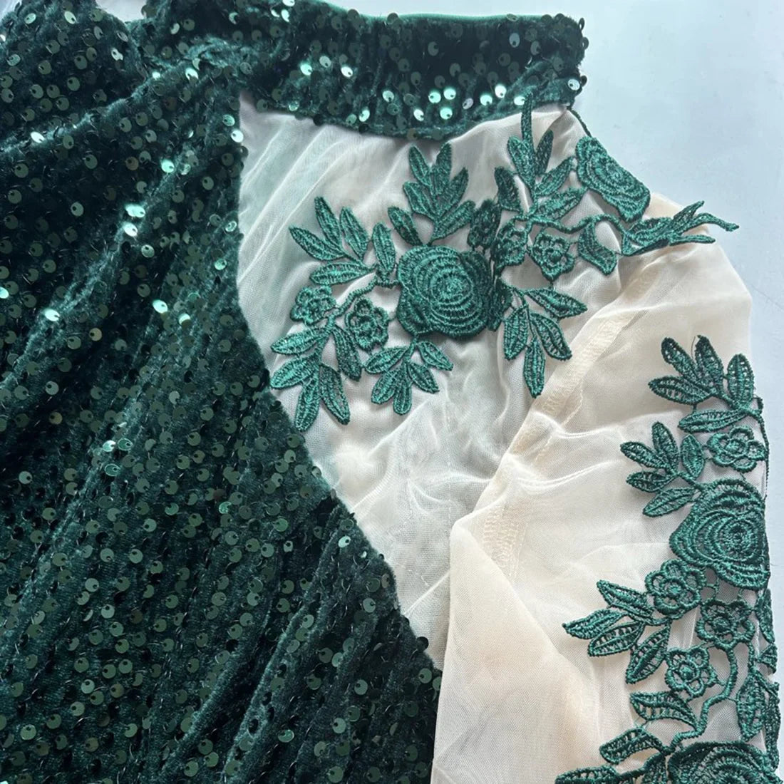 Royal Blue Full Sleeved Lace Floral Sequined Velvet Evening Dress High Neck Hollow Out Long Prom Gown