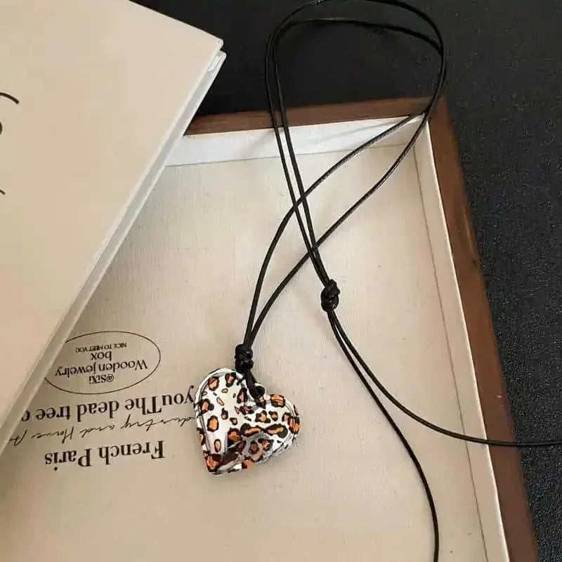Heart Pendant Necklace for Women Men 85CM Adjustable Pull-out Sweater Chain Fashion Jewelry Accessory Gift