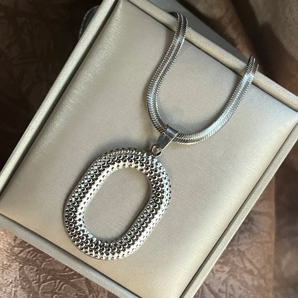 Stainless Steel Exaggerated Punk Big Round O Shaped Pendant Necklace Women Men Chunky Snake Blade Chain Grunge Steampunk Jewelry