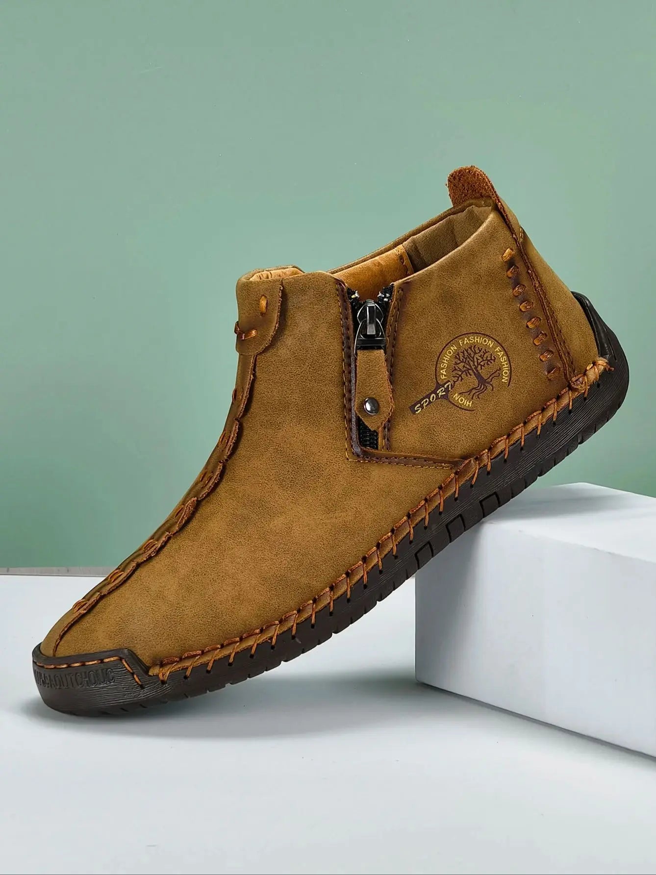 New Classic Handmade Leather Men Shoes Zipper Design Outdoor Sneakers Slip On Breathable Casual Shoes Leather Men Ankle Boots