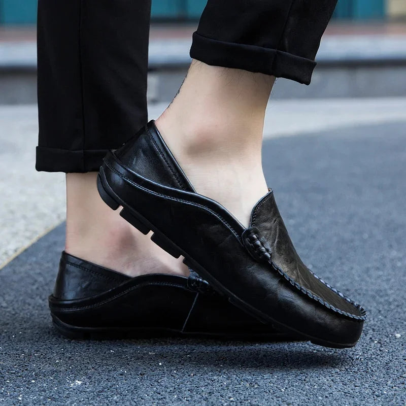 Genuine Leather Men Casual Shoes Luxury Brand Designer Men Loafers Moccasins Breathable Slip on Male Boat Shoes Plus Size 37-47