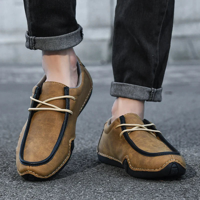 Novos Tênis Masculinos Casuais de Couro Feitos à Mão da Moda 2024 Design Sapatilhas Masculinas Mocassins Respiráveis Cano Baixo Sapatos Flats Dirigir Tamanho Grande