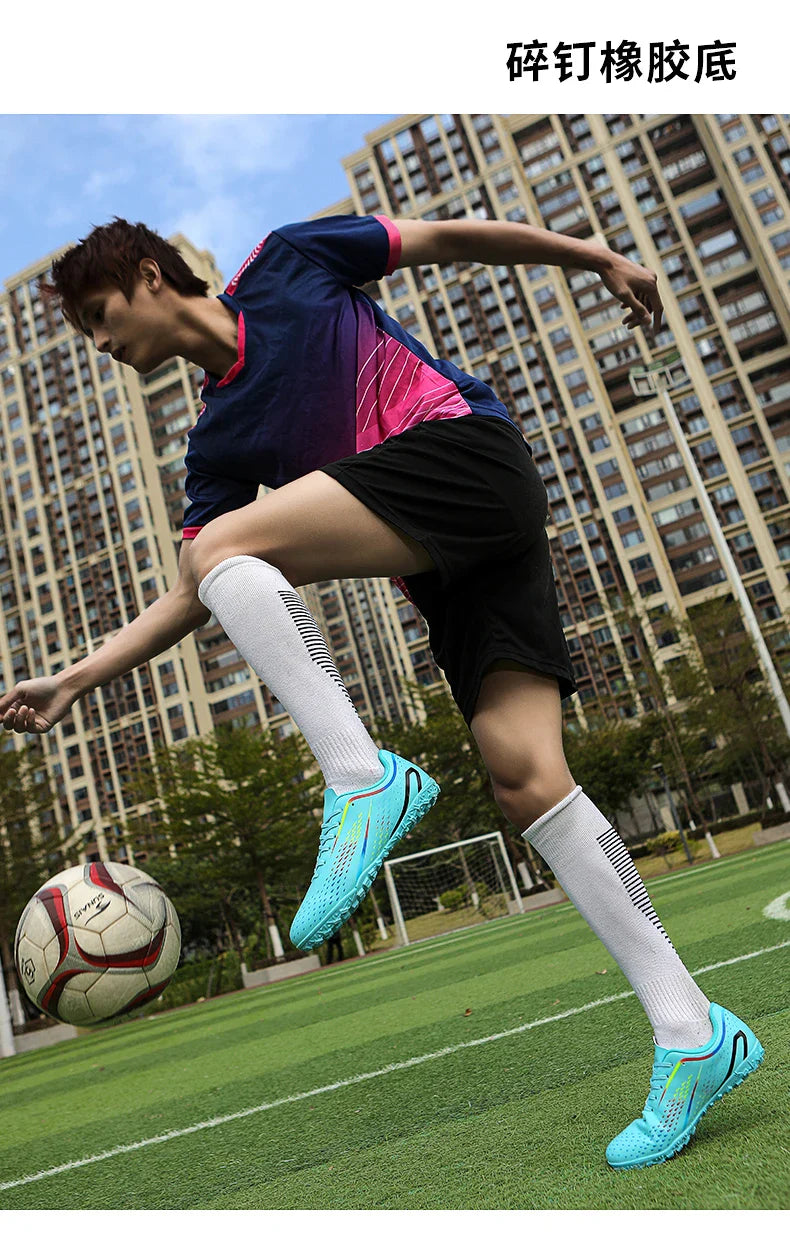 New Men Football Boots Non-Slip High-quality Woman Soccer Shoes Grass Cleats Futsal Sneakers Match Indoor Outdoor Football Shoes