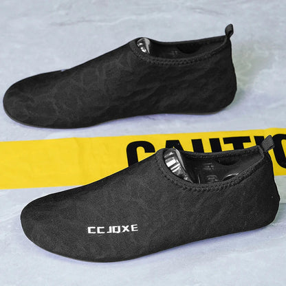 Men's Shoes Breathable Thin Bottom Light Driving Loafers Casual Socks Shoes Men Slippers Comfortable Walking Mens Shoes
