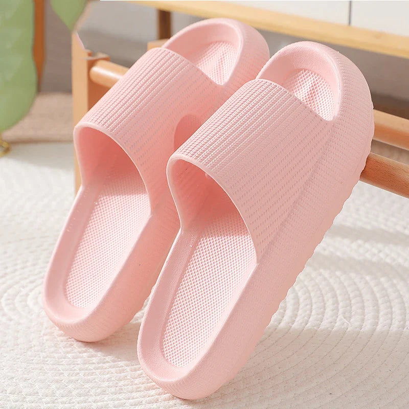 Summer Thick Sole Slippers Men Sandals Indoor Casual Slippers Outdoor Breathable Sandals Non-slip Bathroom Men's Shoes