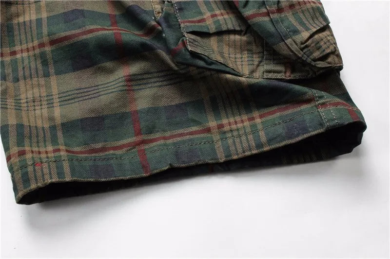 2025 Summer Men Shorts Fashion Plaid Beach Shorts Mens Casual Shorts Military Short Pants Male Bermuda Cargo Overalls No belt