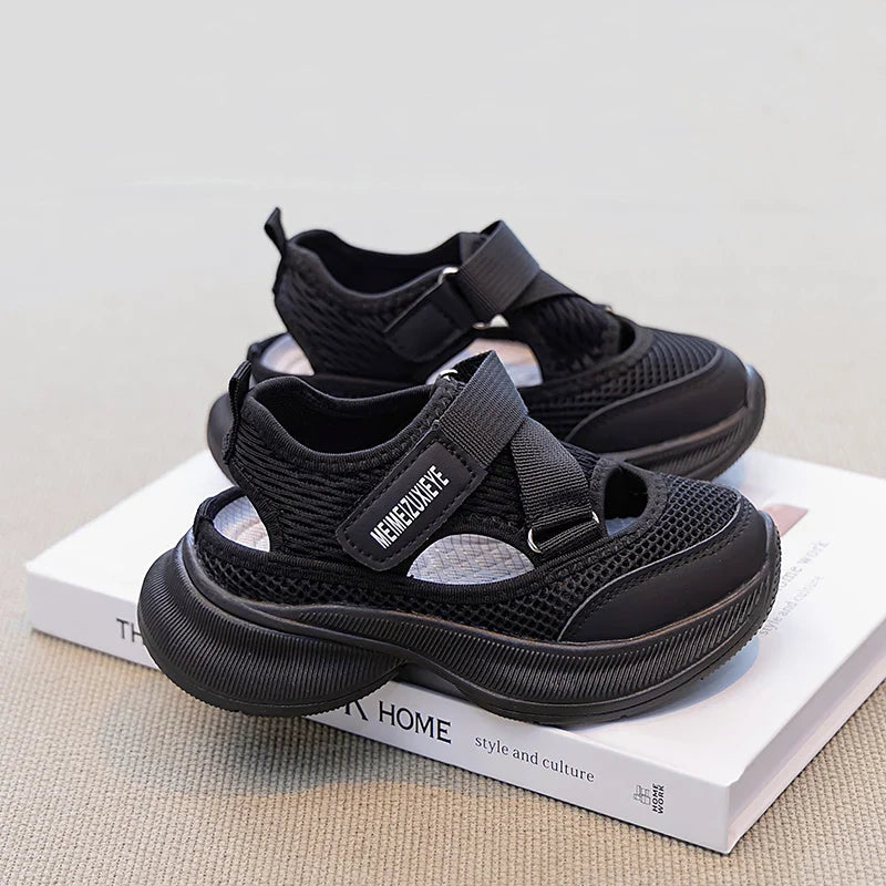 Boys Girls Sports Sandals Rotating Button Students Sneakers Hollowed-out Summer New Students Running Shoes Mesh Breathable