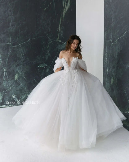 3D FlowerWedding Dresses with Detachable Sleeves Wedding Gowns Sweetheart Bridal Dresses Open Back Appliqued