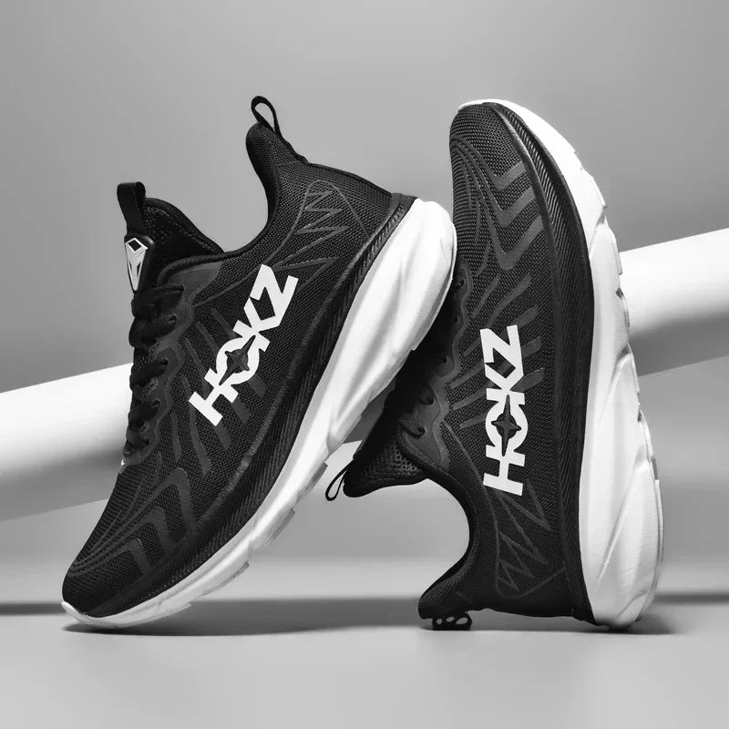 Tênis de Corrida Masculino de Malha Tênis Off-road Tênis Esportivo Respirável para Corrida ao Ar Livre Tênis de Luxo com Amortecimento Antiderrapante para Casal Moda