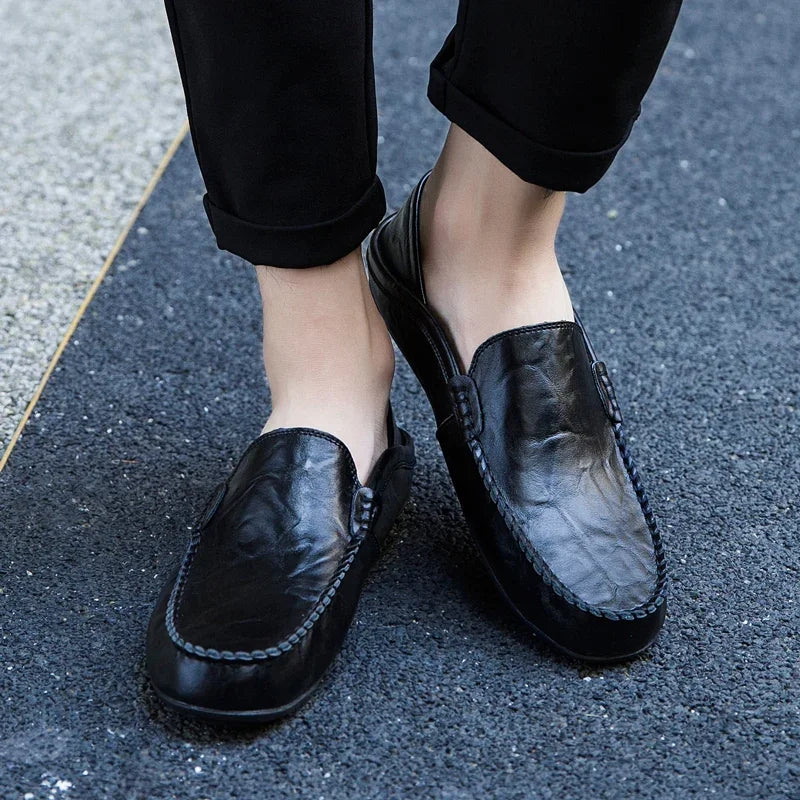 Genuine Leather Men Casual Shoes Luxury Brand Designer Men Loafers Moccasins Breathable Slip on Male Boat Shoes Plus Size 37-47