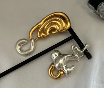 Baroque Pearl Eye Earrings