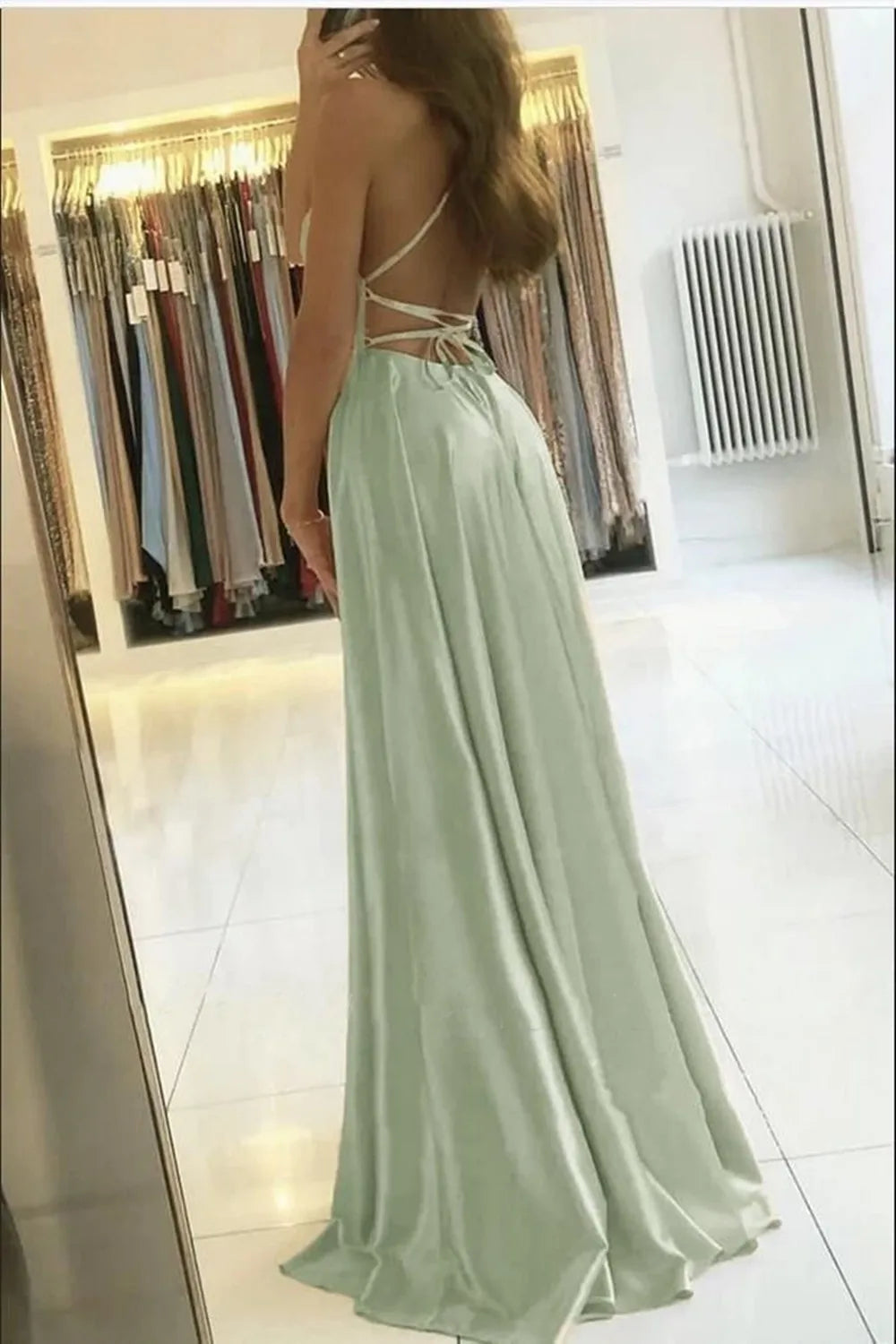 2025 Vestidos Longos de Cetim Verde Escuro para Madrinhas de Casamento com Alças Finas Fenda Sexy Decote nas Costas Maxi Vestidos de Noite Femininos