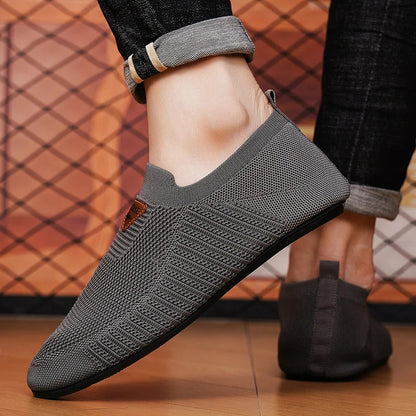 Men's Shoes Breathable Thin Bottom Light Driving Loafers Casual Socks Shoes Men Slippers Comfortable Walking Mens Shoes