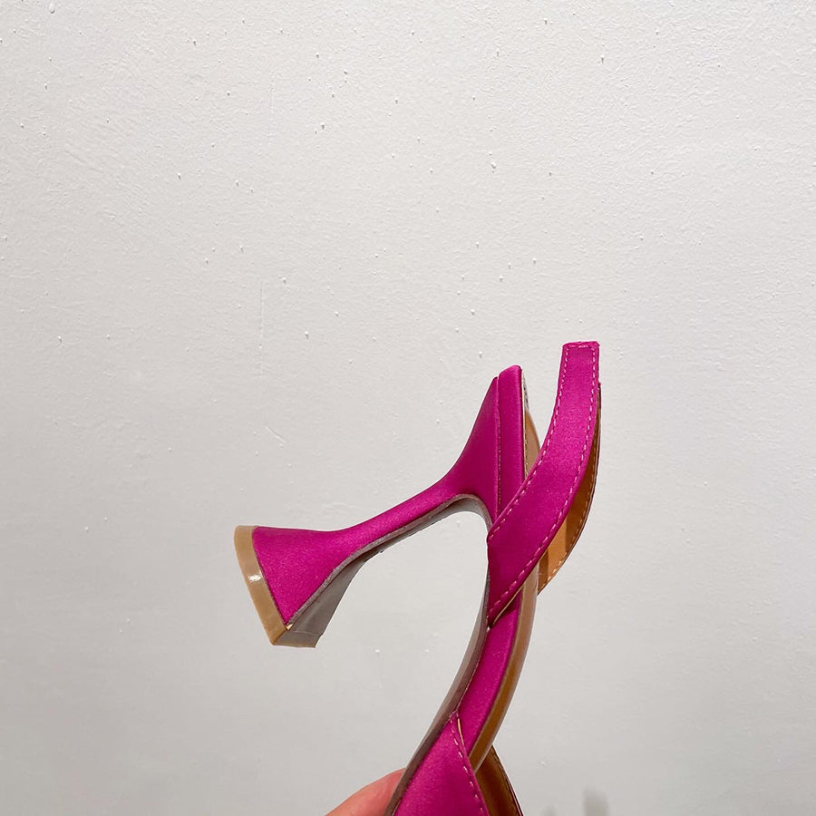 Aneikeh Marca Feminina Salto Alto de Seda Luxuoso Salto Alto com Laço de Borboleta de Cristal Sapatos Pontudos de Verão Salto Triângulo Sapatos de Noiva