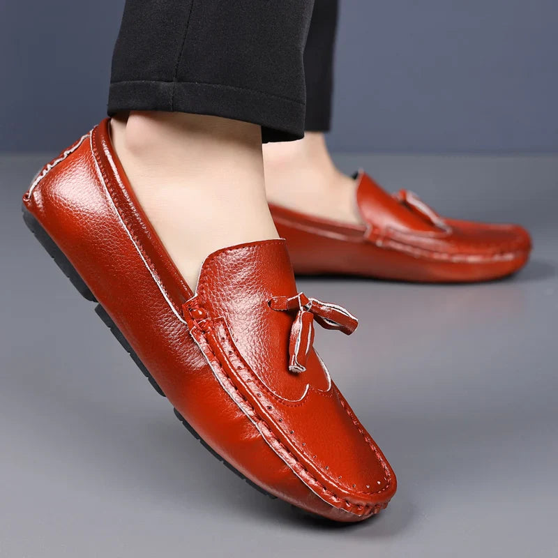 Sapatos Masculinos Loafers Confortáveis Slip-on Mocassins para Dirigir Calçados Masculinos Marca Marrom de Couro Sapatilhas Casuais para Homens