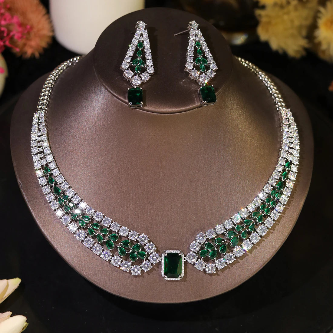 Conjuntos de joias de casamento da moda Brilhante Vermelho e branco incrustado com colar e brincos de cristal CZ 2PCS Acessórios para festa de noiva