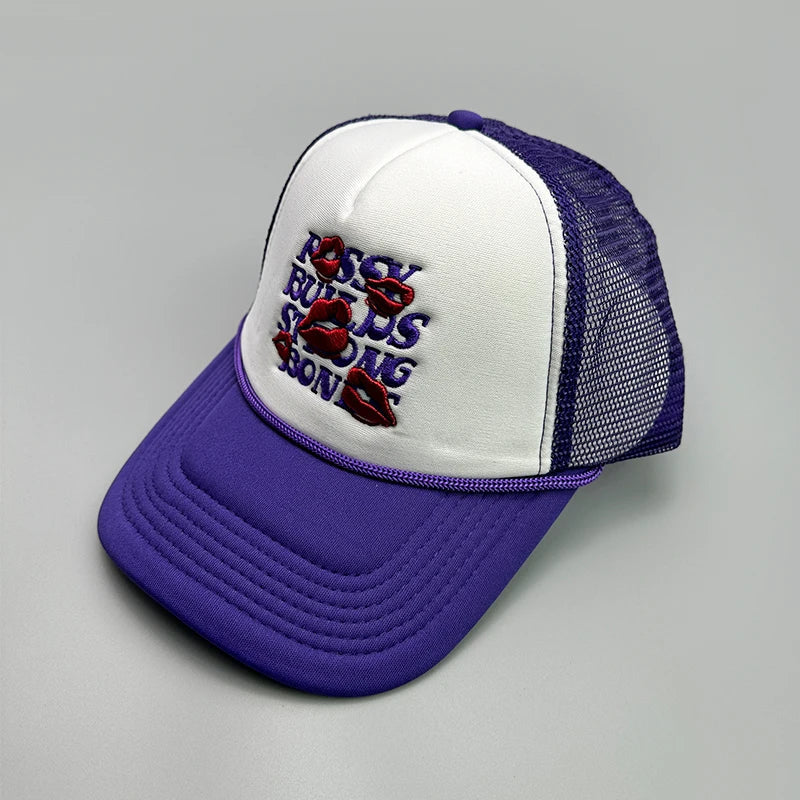 Niche Embroidered Letters Lip Baseball Hats Men Women Sunshade