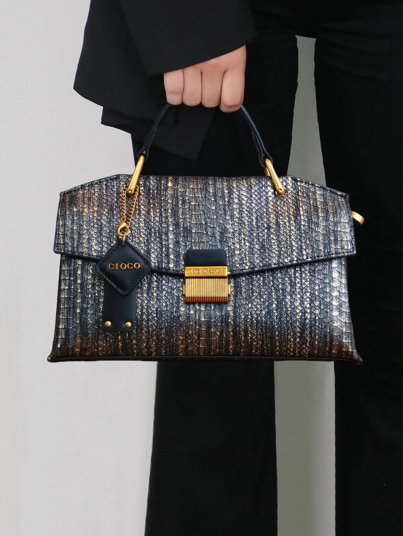 2025 new retro blue snake-shaped high-grade handbag fashion luxury luxury handbag lightweight large-capacity one-shoulder messen