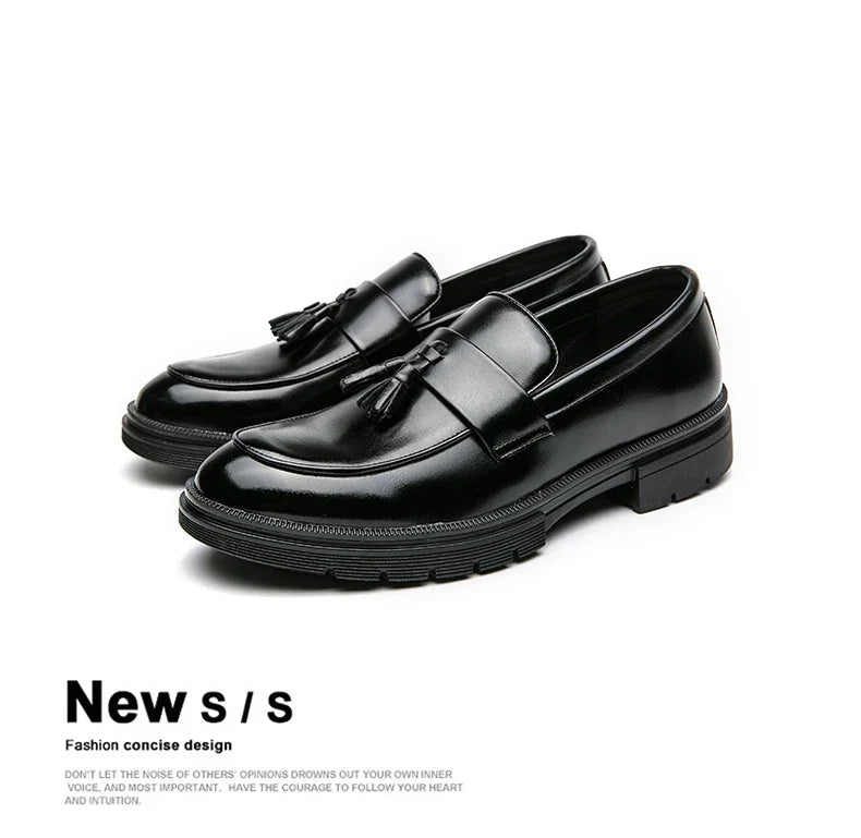 Men's Dress Shoes Classic Social Brogues Casual Leather Shoes For Men Formal Office Wedding Shoes Male Tassel Leather Loafer Man