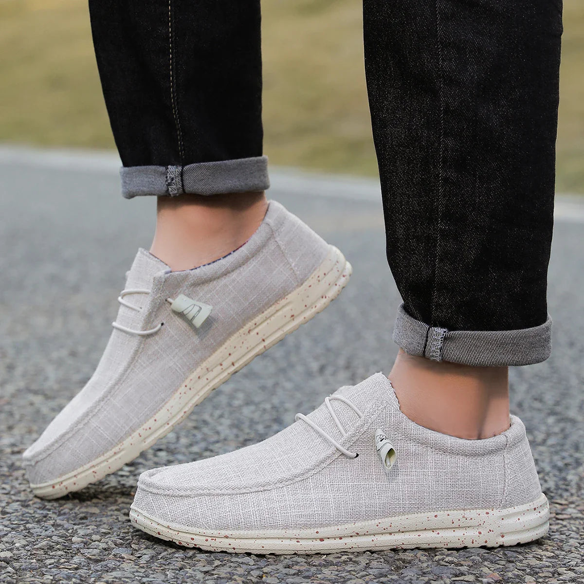 Men Casual Canvas Shoes Mens Loafers Breathable Slip on Flats Male Vulcanized Shoes Driving Shoes Plus Size 47 Walking Sneakers