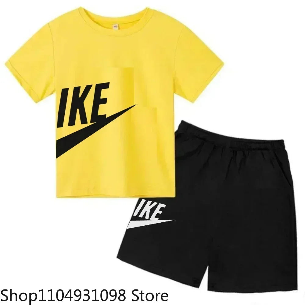 Fashion Sport 2Pcs Outfit, Printed Short Sleeve Tee and Shorts, Comfortable Summer Tracksuit for Boys Girls