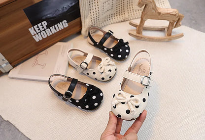 2026  Spring Autumn New Baby Shoes Cute Polka Dot Bow Girls Hollow Children's School Student Loafer Flats