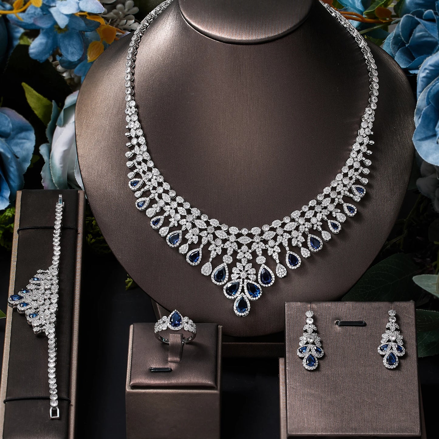 2026 Zircon Super Deluxe Tassel Water Drop Big Wedding Bridal Necklace Earrings 4 Pieces Nigerian Dubai Women's Jewelry Set