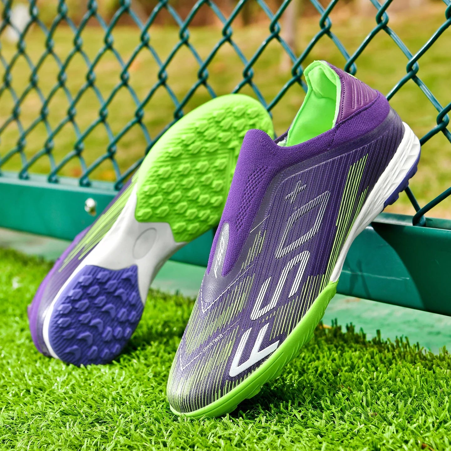 Without-lace F50+ Mens Soccer Shoes Boys Training Non-Slip Turf Soccer Cleats TF/FG Football Sneakers Chuteira Campo 35-45