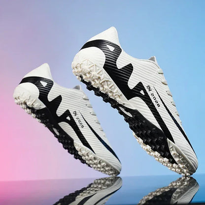 New Men Soccer Shoes FG/TF Hot-selling Boy High-quality Ultralight Cleats Non-Slip Football Boots Match Sneakers Futsal Indoor