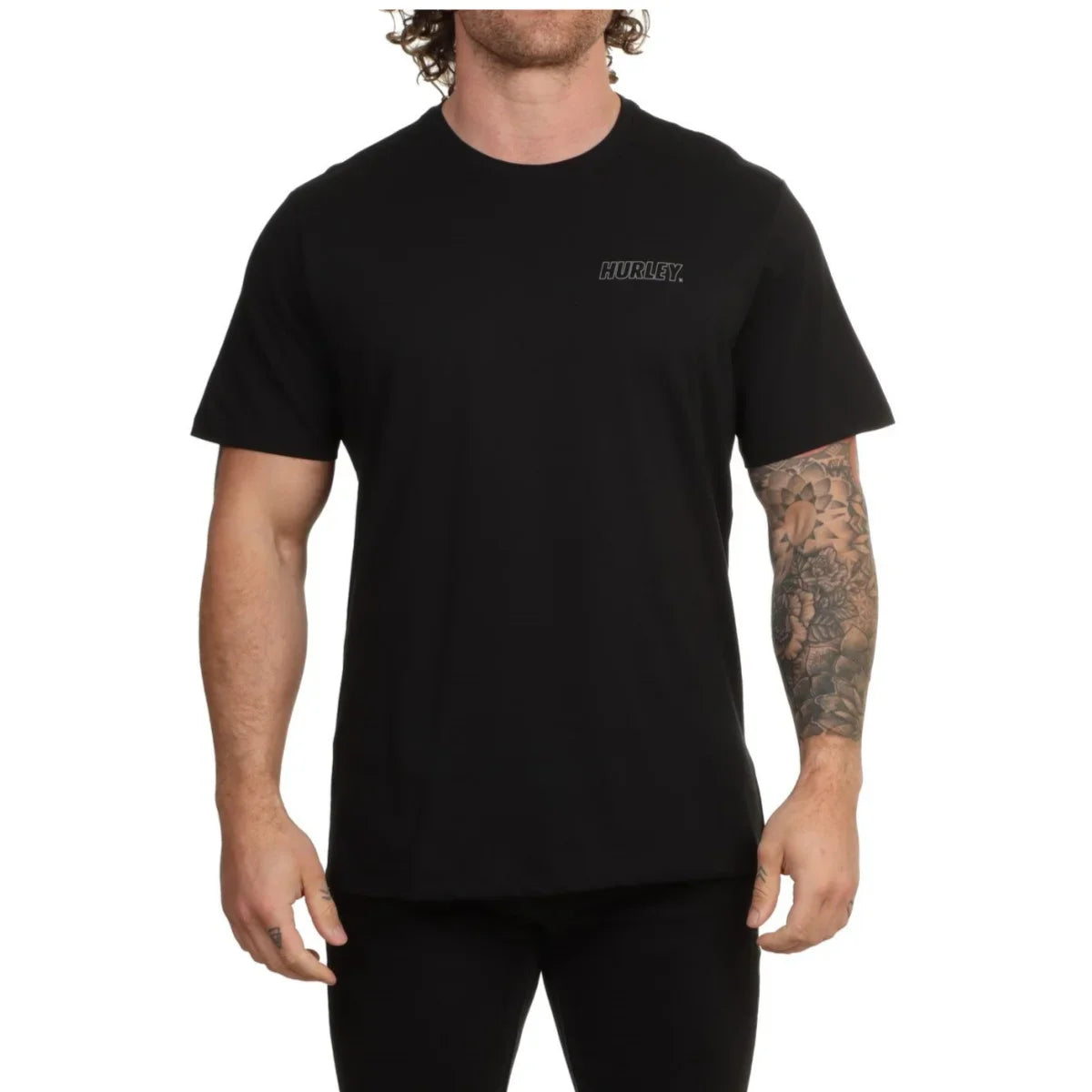 Summer Classic Logo T-shirt with Small Design on The Chest A Surfing Brand with European Brand Print