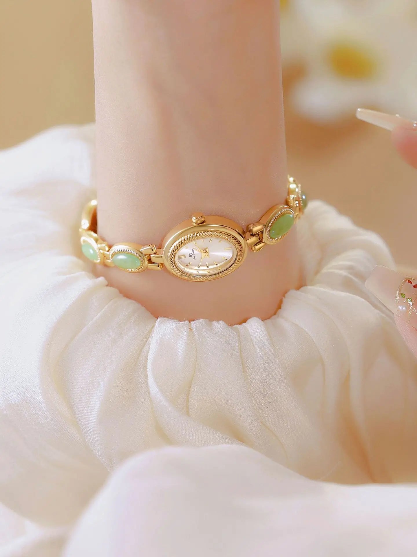 Women's Watch Ladies Bracelet Luxury Brand Waterproof Retro Natural Dongling Stone Hotan Jade Advanced Chain Watches Gift