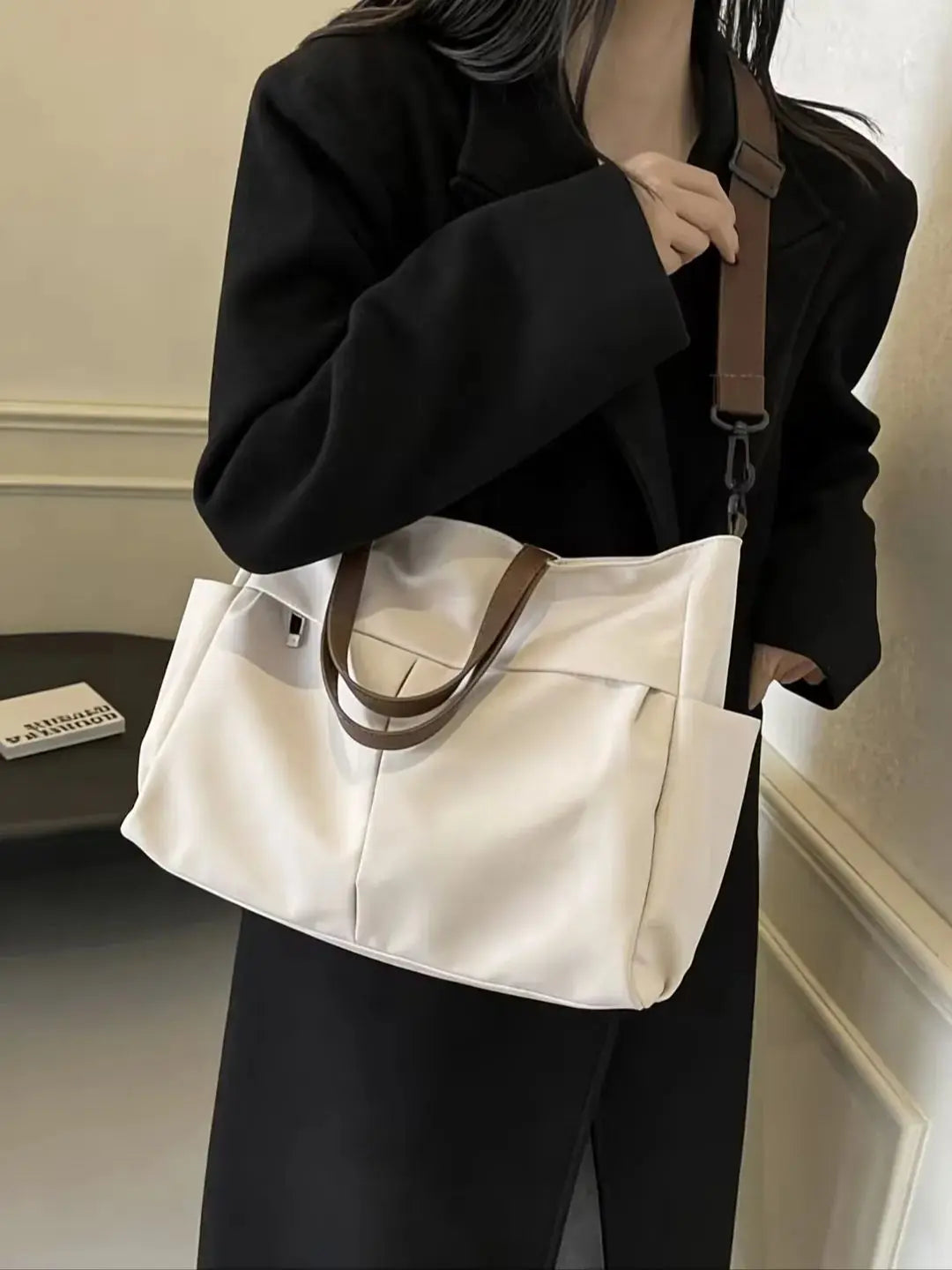 Stylish Nylon Women's Tote Bag Shoulder Handbag with Large Capacity And Two Pockets for Commuting