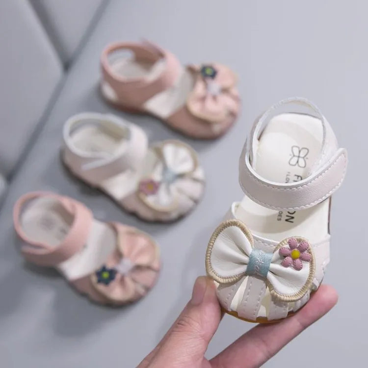 2026 New Girls Baby Soft Sole Princess Sandals Extra Soft Summer Toddler Closed Toe Fashion Walking Shoes