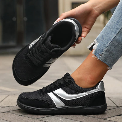 Minimalist Barefoot Shoes for Women Casual Versatile Soft Sole Wide Last Shoes Summer Breathable Comfortable Barefoot Sneakers