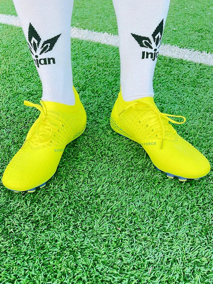 Men Football Cleats Fashion Youth Soccer Shoes Knit Football Training Trainers Breathable Society Campo Non Slip Sports Footwear