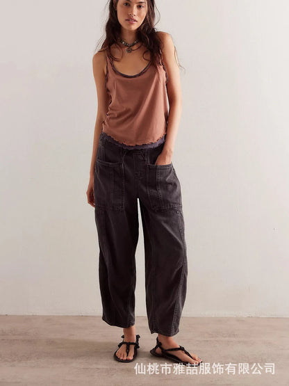 Calça Jeans Casual de Cintura Baixa Perna Reta Folgada com Cadarço e Barra Afunilada